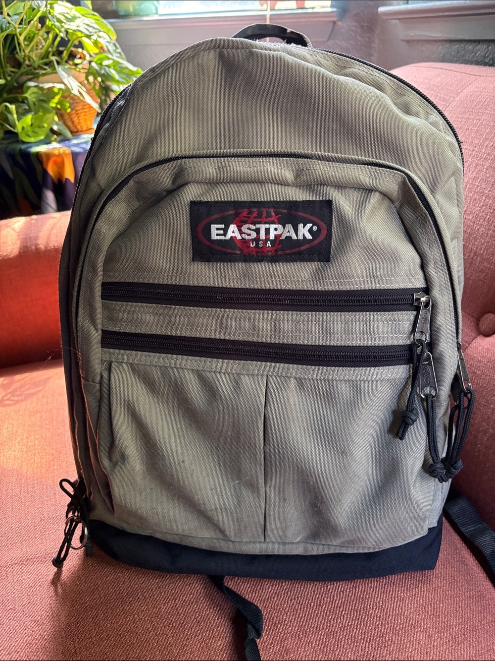 5 Pocket Vintage EastPak USA Backpack - Black and Tan